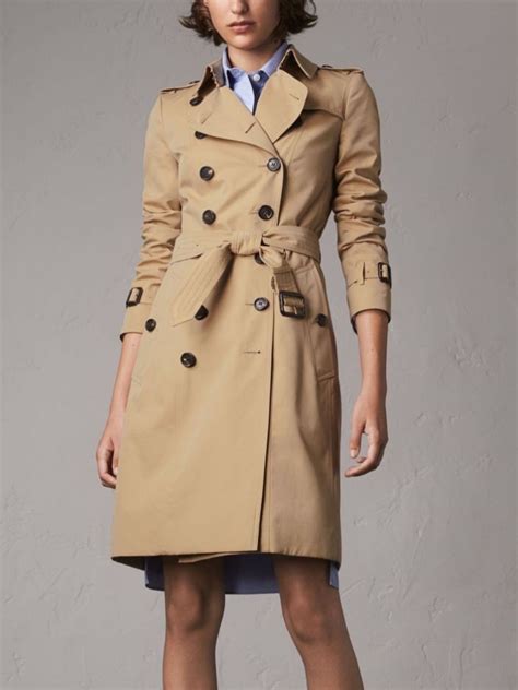 casaco burberry feminino|Burberry boutique.